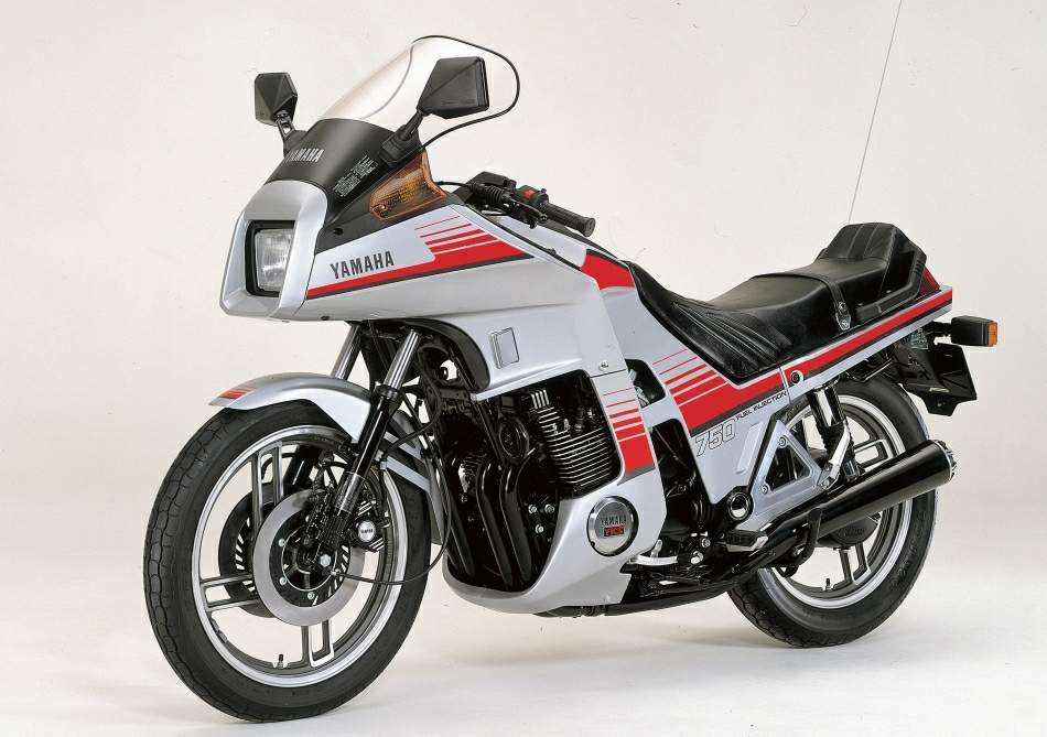Yamaha XJ750D